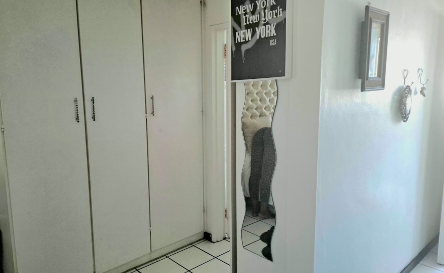0 Bedroom Property for Sale in Green Point Western Cape